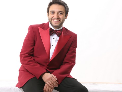 Barbaros Uzunöner..."TÜRK MÜSÜN CANIM?" OYUNUNA BÜYÜK İLGİ!..