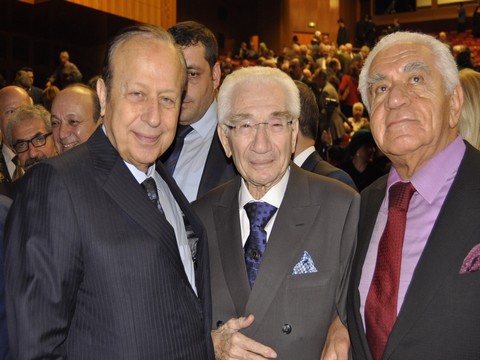 Alaeddin Yavaşca...90. YAŞ GÜNÜ KONSERİ!..