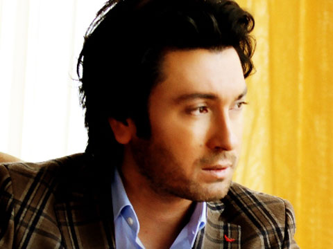 Hasan Yıldırım..."BU ŞEHRİN GECELERİ" İLE  SEVENLERİYLE BULUŞTU!..