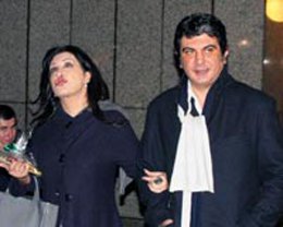 Nükhet Duru... İLK KEZ ELELE YAKALANDI!..