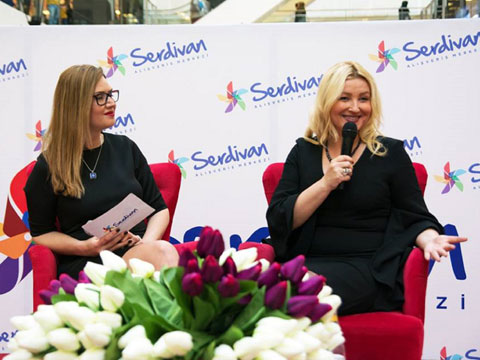 Zahide Yetiş...'KÜÇÜKKEN SİLİK BİR ÇOCUKTUM!'