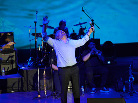 Volkan Konak... HEM AĞLADI, HEM AĞLATTI!