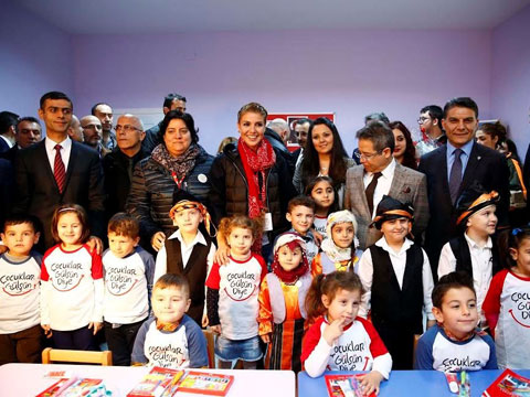 Gülben Ergen Çelik... 'ÇOCUKLAR GÜLSÜN DİYE' 29. OKUL!