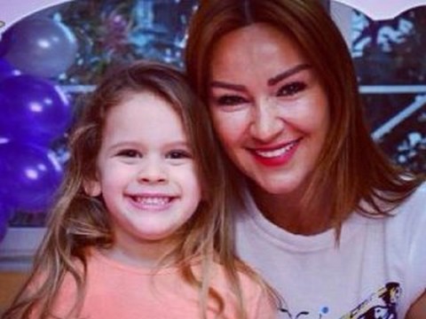 Pınar Altuğ...KIZI SU'YA HANGİ YASAKLARI KOYDU?..