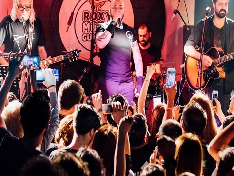 Moğollar-Hayko Cepkin...DİNAMİK VE COŞKU DOLU ROCK KONSERİ!..