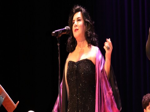 "İstanbul Büyük Şehir Belediyesi Pazar Konserleri"..İKİNCİ KONUK SANATÇI HÜLYA SÜER!..