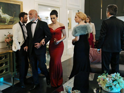 Oyunbozan... MAHİR EMRE'NİN EVİNE NEDEN GELDİ?