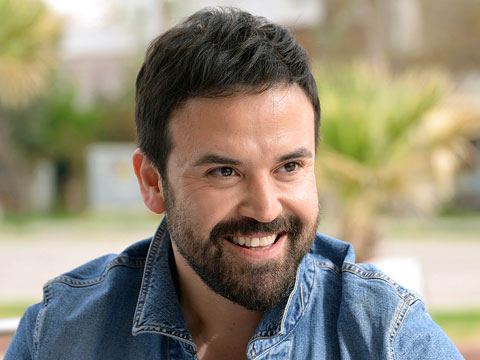 İsmail Özkan... ARABESK-ROCK VE ALATURKA YORUM BİR ARADA!