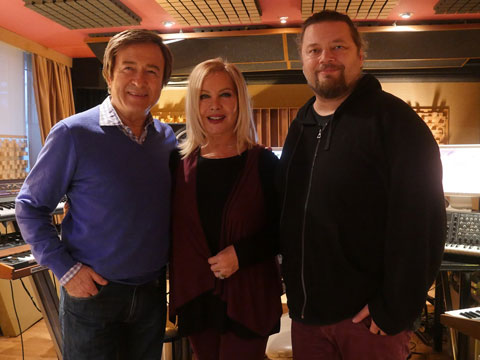 Erol Evgin... 'ALTIN DÜETLER' LİSTELERİN 1 NUMARASI!