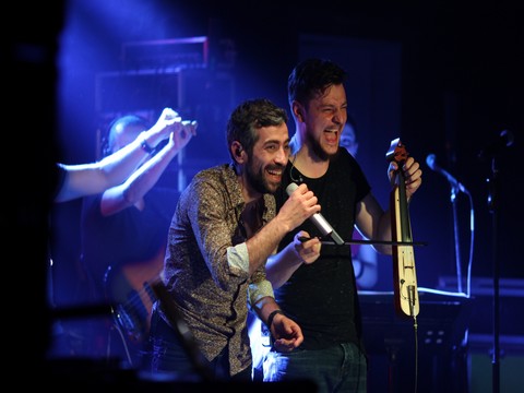 Resul Dindar...ROCK BARDA HORON GECESİ!..