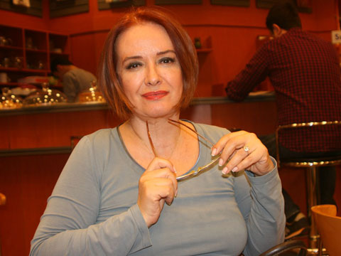 Müjde Ar... HANGİ DİZİNİN KADROSUN AKATILDI?