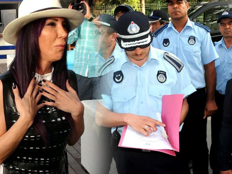 Hande Yener... MEKANINA POLİS VE ZABITA BASKINI!