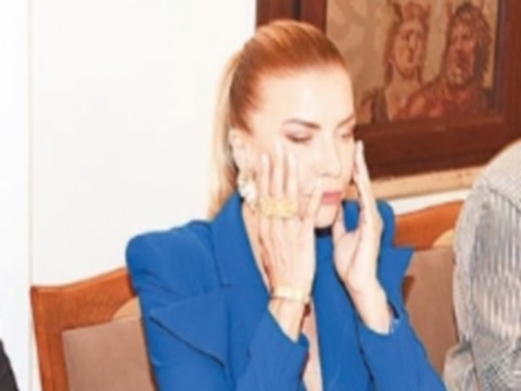 İvana Sert..."MÜSLÜMAN DEĞİLİM AMA NAMAZ KILIYORUM"!..