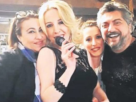 Deniz Seki... NİŞANLISININ YANINDAKİ KİM ÇIKTI?