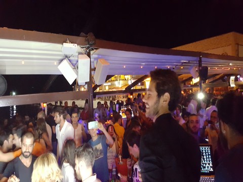 Cem Belevi...BİR GECEDE İKİ KONSER!..