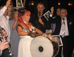 Safiye Soyman-Faik Öztürk... 14 ŞUBAT'TA "YILIN ÇİFTİ" SEÇİLDİLER...