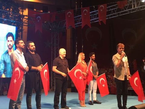 Orhan Ölmez... 'MİLLET SAHNEYE ÇIKINCA DESTAN YAZAR!'