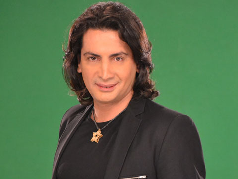 Murat Başaran... DARBECİLERE TOKAT GİBİ ŞARKI!