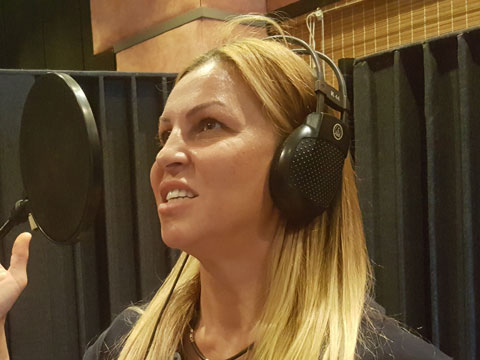 Özlem Özen... ZİRVEYE GİDEN YOLDA  EKİBİNE GÜVENİYOR!