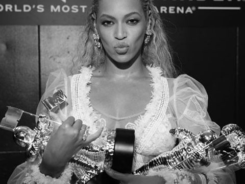 2016 MTV Video Müzik Ödülleri... KAZANANLAR BELLİ OLDU!