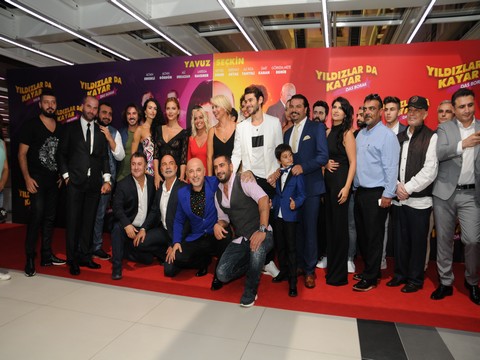 Yıldızlar Da Kayar...BOL KAHKAHALI FİLME BOL YILDIZLI GALA!