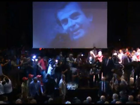 Tarık Akan... SON YOLCULUĞUNA UĞURLANIYOR!