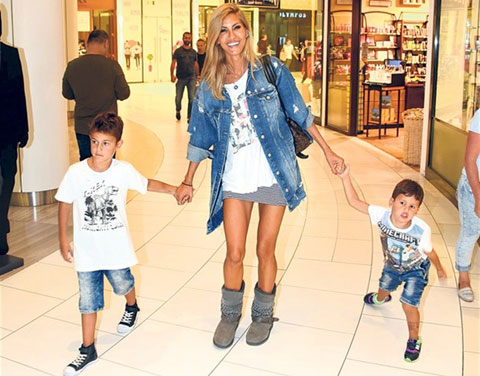 Çağla Şikel..."ÇOCUKLARIM İYİ Kİ  BANA BENZEMİŞ"!..