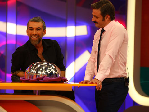 Hakan Akkaya... 'GENCİM, DAHA EVLENME YAŞINA GELMEDİM!'