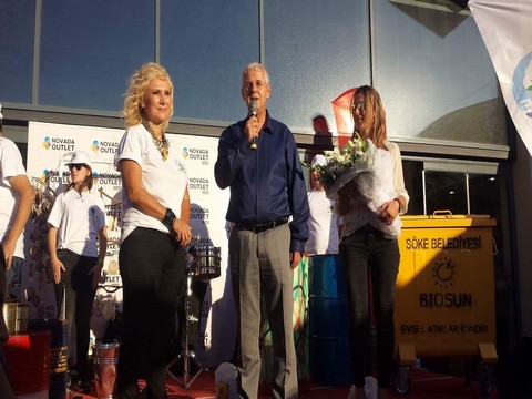 Zeliha Sunal..."ÇEVKO" İÇİN SÖKE'DE!