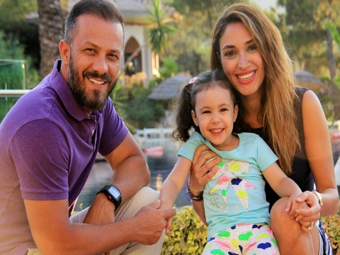 Zuhal Topal...EŞİNDEN ROMANTİK MESAJ!..