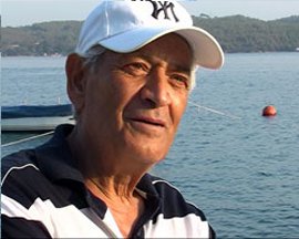 Adnan Şenses... "ZEKİ MÜREN BANA TECAVÜZ TİMİ GÖNDERDİ!"