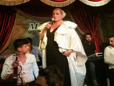 Ayta Sözeri...ALTIN KOZA ÖDÜLÜ'NÜ SAHNEDE KUTLADI!..