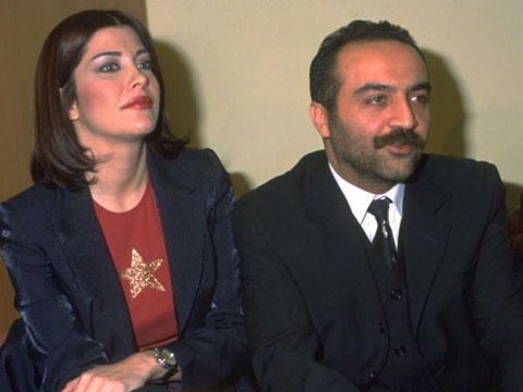 Deniz Akkaya... 'YILMAZ ERDOĞAN'A HALA AŞIĞIM'