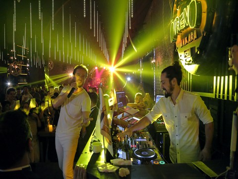 Doğukan Manço...AYDIN KURTOĞLU'NA NASIL BİR SÜRPRİZ YAPTI?..