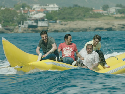 Geniş Aile Her Türlü... CEVAHİR'İN MUZLA  İMTİHANI!