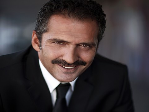 Yavuz Bingöl...CEMAL REŞİT REY'DE TÜRKÜ ZİYAFETİ!..