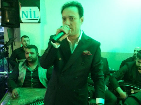 Ayhan Aşan... TUZLA'DA MÜZİK ZİYAFETİ!