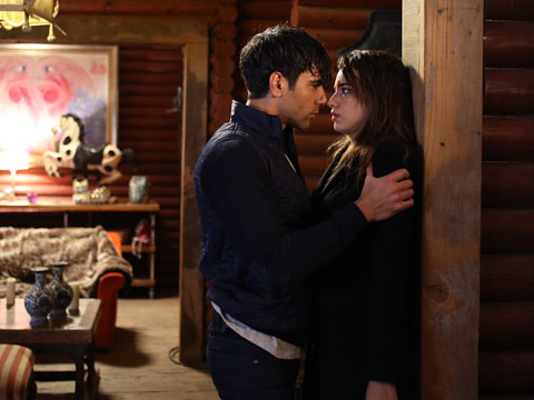 Bana Sevmeyi Anlat... KULÜBEDE GERGİN SAATLER!