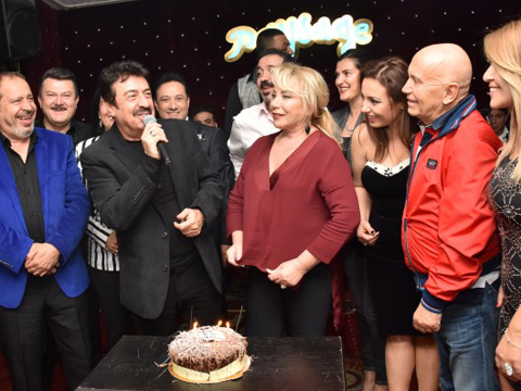 Ayhan Aşan… GAZİNO PROGRAMI GİBİ GALA GECESİ!
