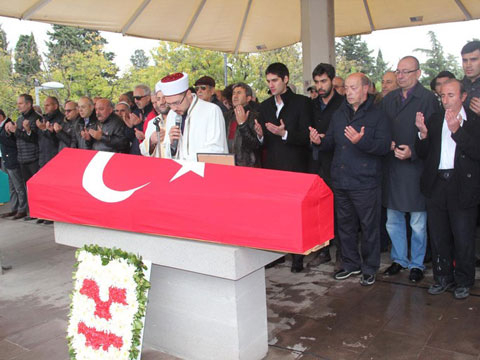 Gönül Ülkü Özcan... SON YOLCULUĞUNA UĞURLANDI!