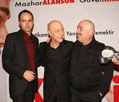 "KİRPİ" GALASINDA ÜNLÜLER BULUŞTU!