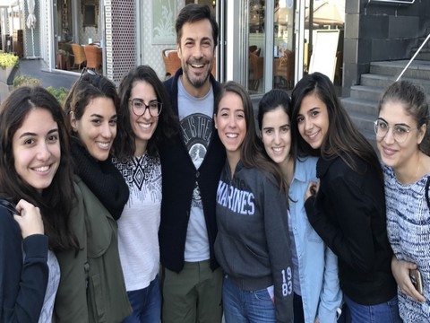 Barış Kılıç... BEYRUT'DA SEVGİ SELİ!..