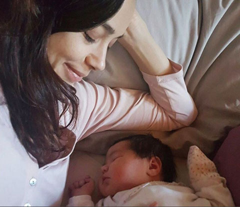 Özgü Namal... İKİNCİ DEFA ANNE OLDU!