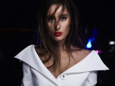 "Maazallah"... DİVA'NIN KLASİĞİNE ATİYE YORUMU!..