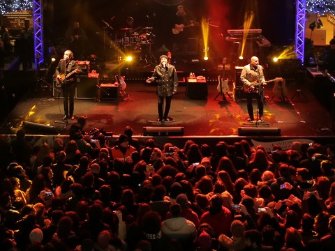 Mazhar-Fuat-Özkan... COŞKULU YILBAŞI KONSERİ!..