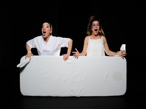 "Kapılar... TÜRKİYE'DE İLK KEZ "TİYATRO 3.2.1" SAHNESİNDE!..