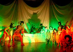 "Hıyarapol"...BU OYUNU KAÇIRMAYIN!