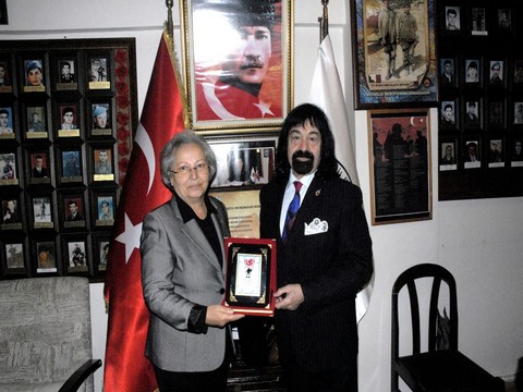 Jerry Hirimyan... SOSYAL SORUMLULUK DUYARLILIĞI!