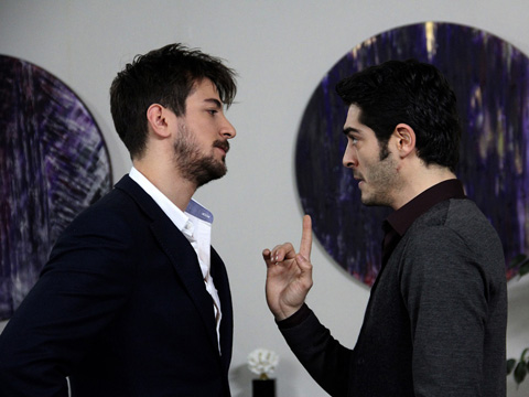 Aşk Laftan Anlamaz... HAYAT İLE MURAT'IN AŞK SAVAŞI!