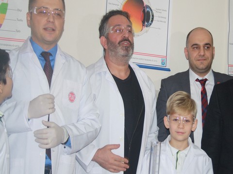 Cem Yılmaz... 'İCAT ÇIKARSINLAR' DİYE!..